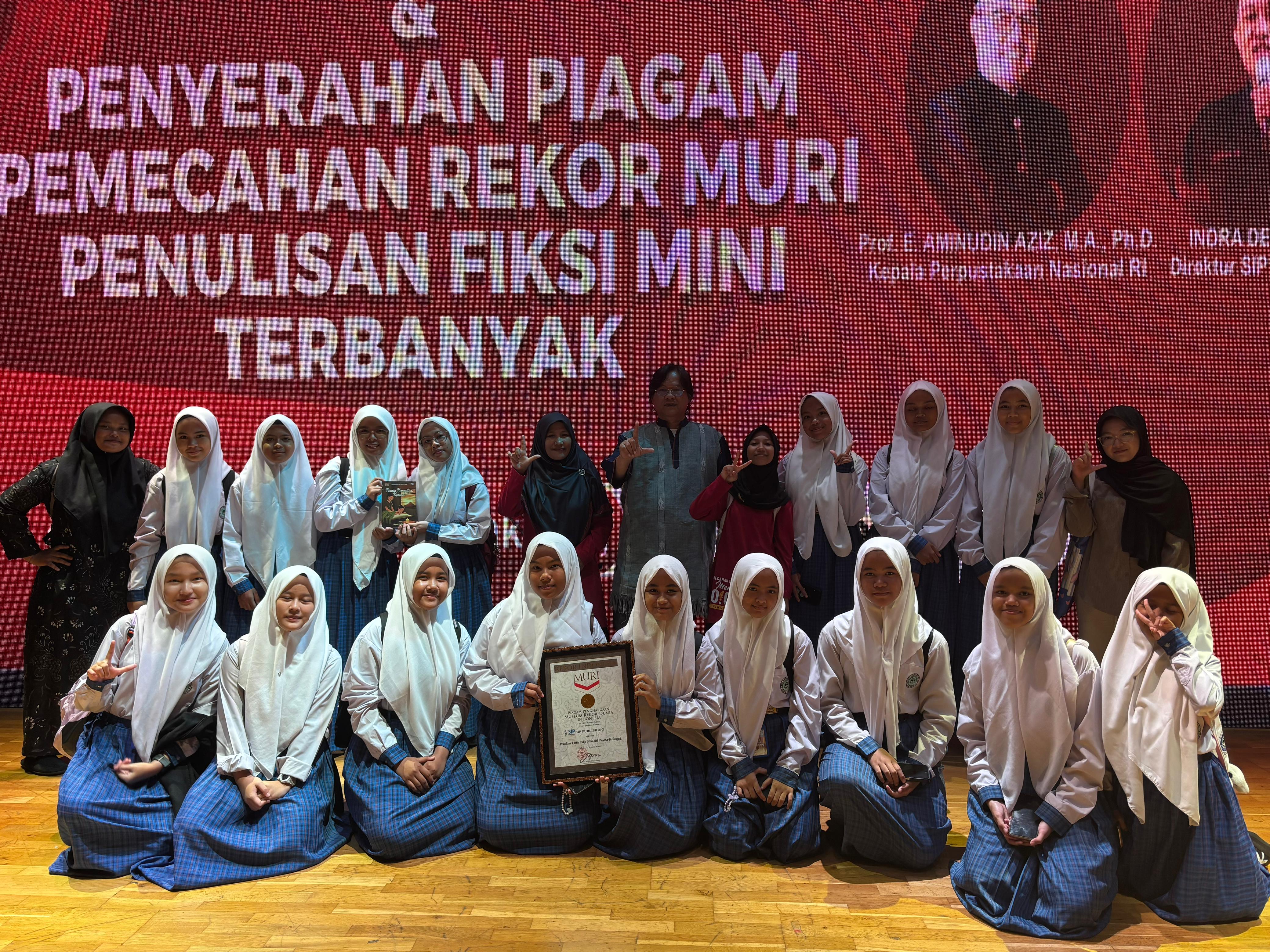  Berbakat dan Berprestasi: Al Itqon Berpartisipasi dalam Pemecahan Rekor MURI Fiksimini!
